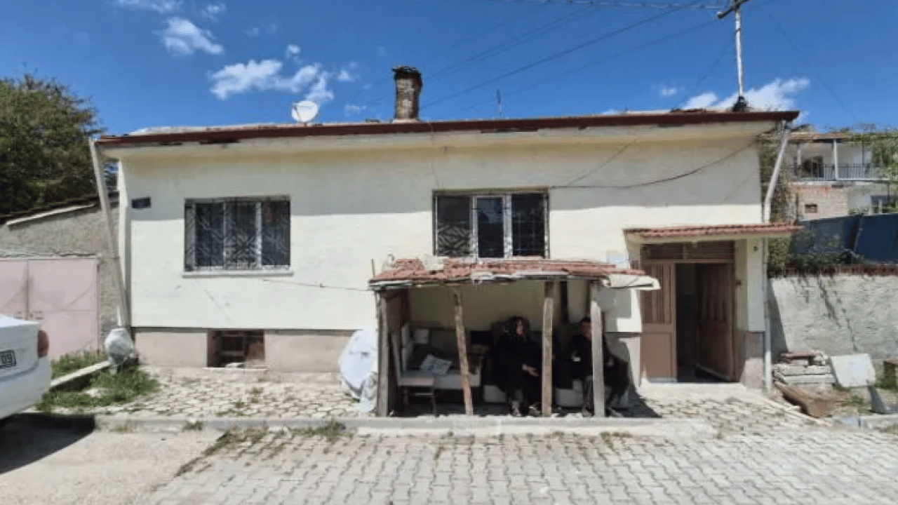 Foto - 86 yaşındaki adamı öldüresiye dövdü! Ailesi isyan etti!