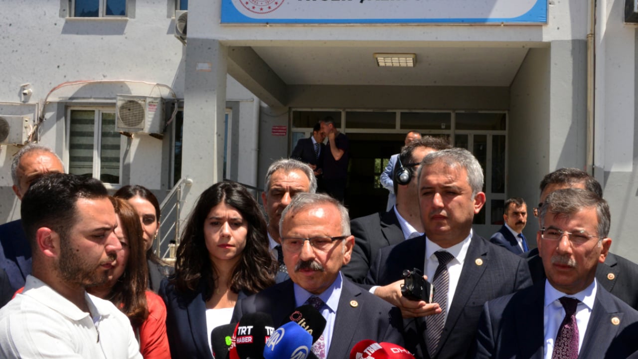 Foto - 9’u öğrenci 10 kişi hayatını kaybetmişti! Tüyleri diken diken eden ziyaret!