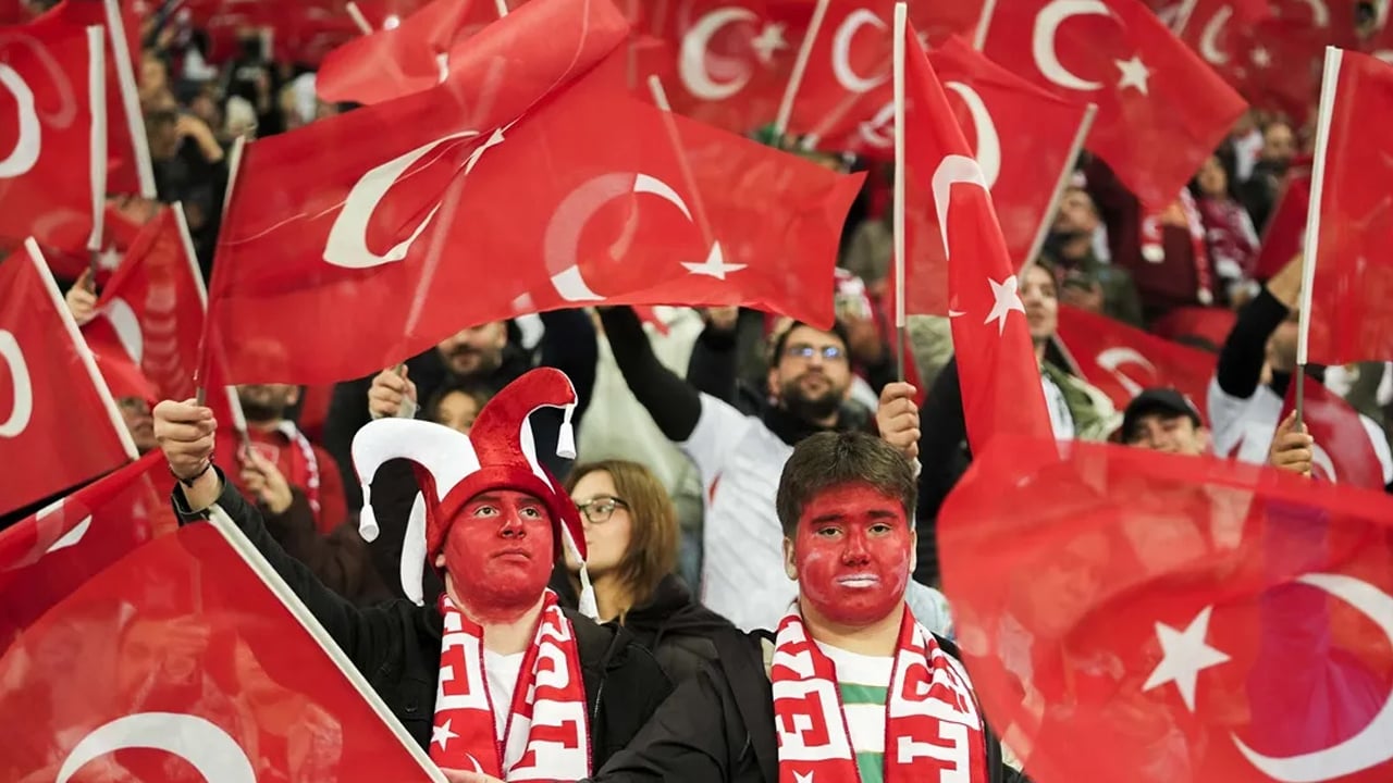 Foto - A Milli Futbol Takımı'na büyük destek: Bursa’da Milli maç heyecan! Türkiye Bulgaristan'la karşı karşıya