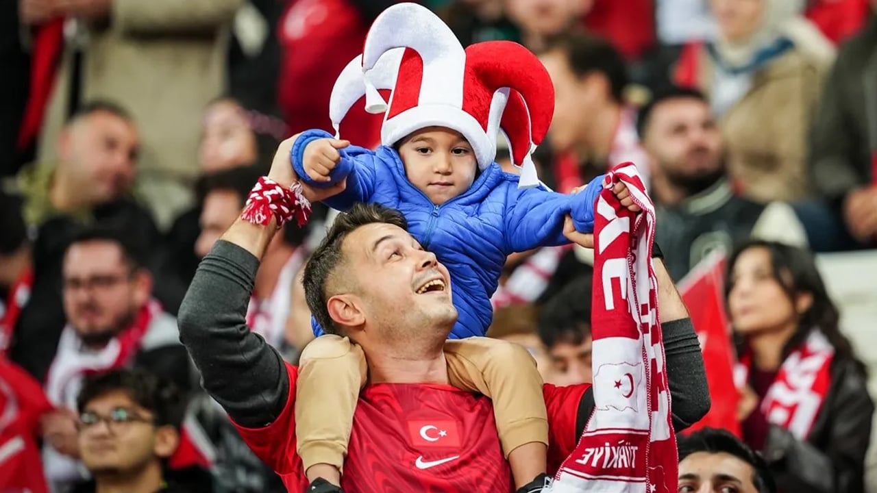 Foto - A Milli Futbol Takımı'na büyük destek: Bursa’da Milli maç heyecan! Türkiye Bulgaristan'la karşı karşıya