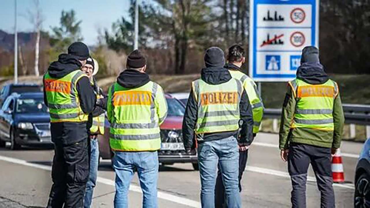 Foto - AB, Berlin’in tek taraflı sınır barikatlarına karşı harekete geçti! İç sınır kontrollerini derhal kaldırın!