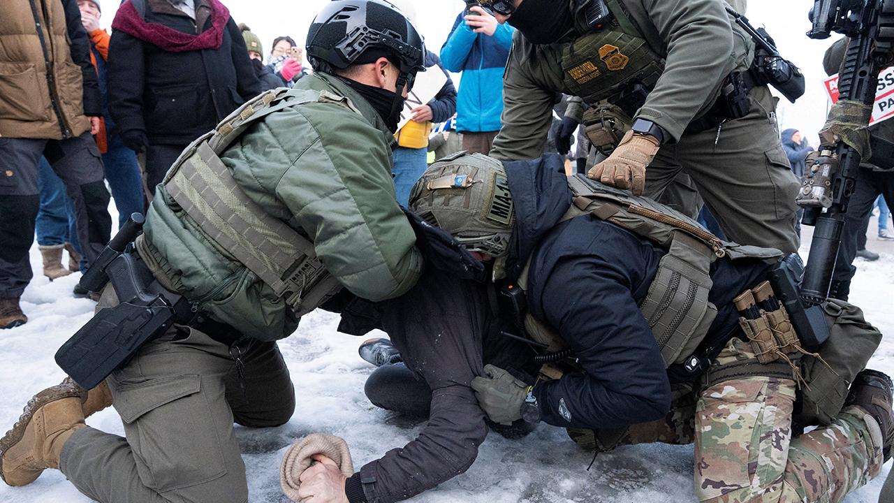 Foto - ABD Başkanı, ICE ekiplerince vurulan iki kişinin ölümünden Demokratları sorumlu tuttu Yüzsüzlükte sınırı yok