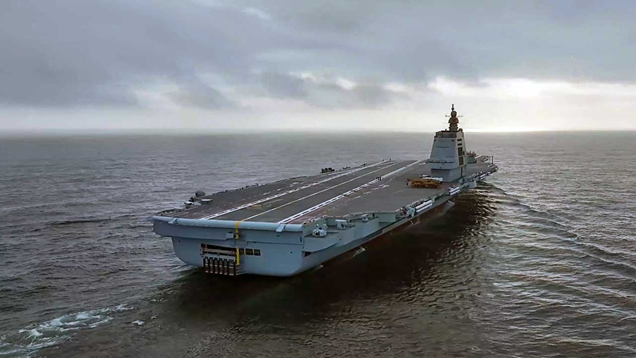 Foto - ABD gemilerine rakip olarak görülüyor! Çin'in yeni süper uçak gemisi kusurlu mu?