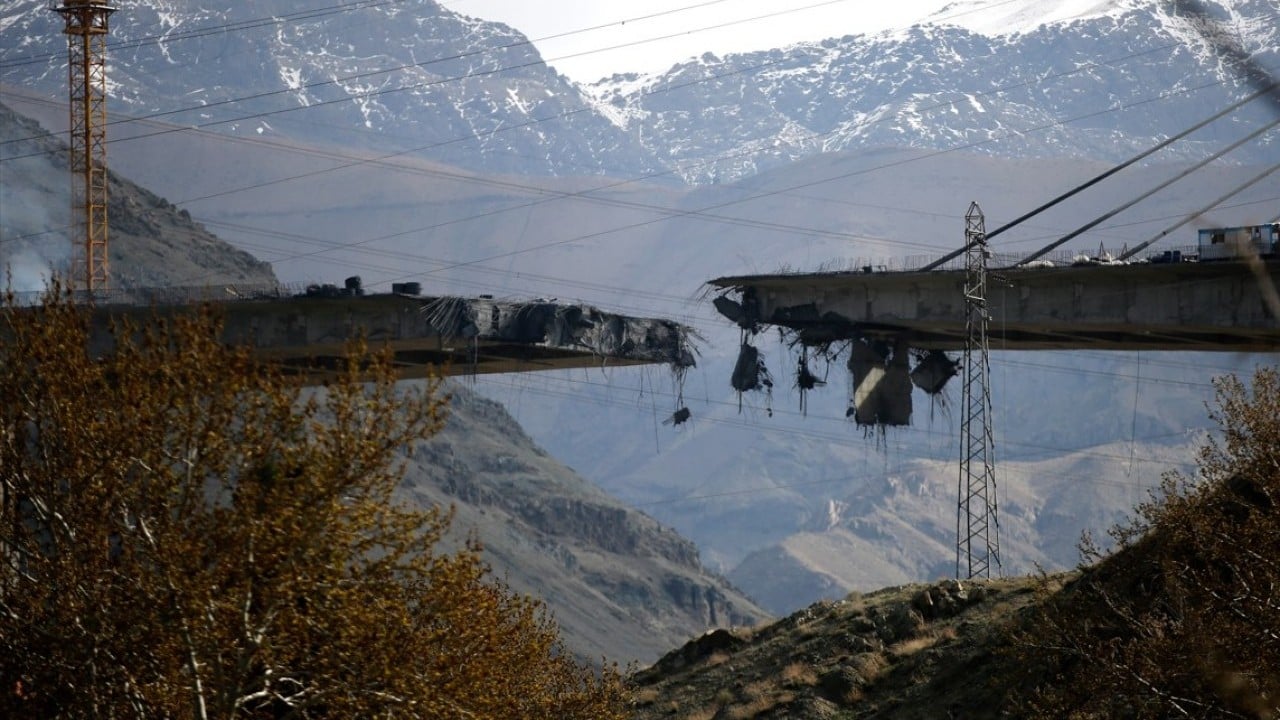 Foto - ABD hava saldırısı düzenlemişti! 8 kişinin öldüğü İran’daki o köprü görüntülendi