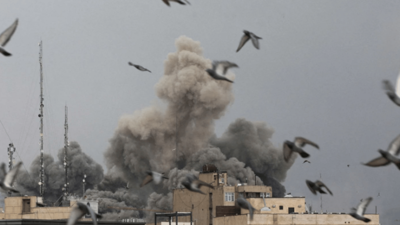 Foto - ABD-İsrail saldırıları devam ediyor! 100 bin kişi Tahran’dan kaçtı