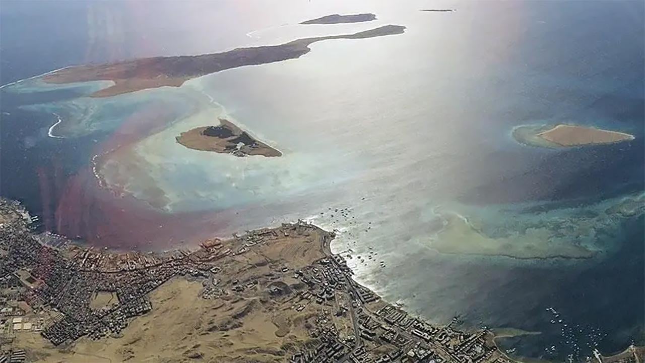 Foto - ABD saldırıları devam ediyor! Hürmüz Boğazı'nın çevresi hedefte