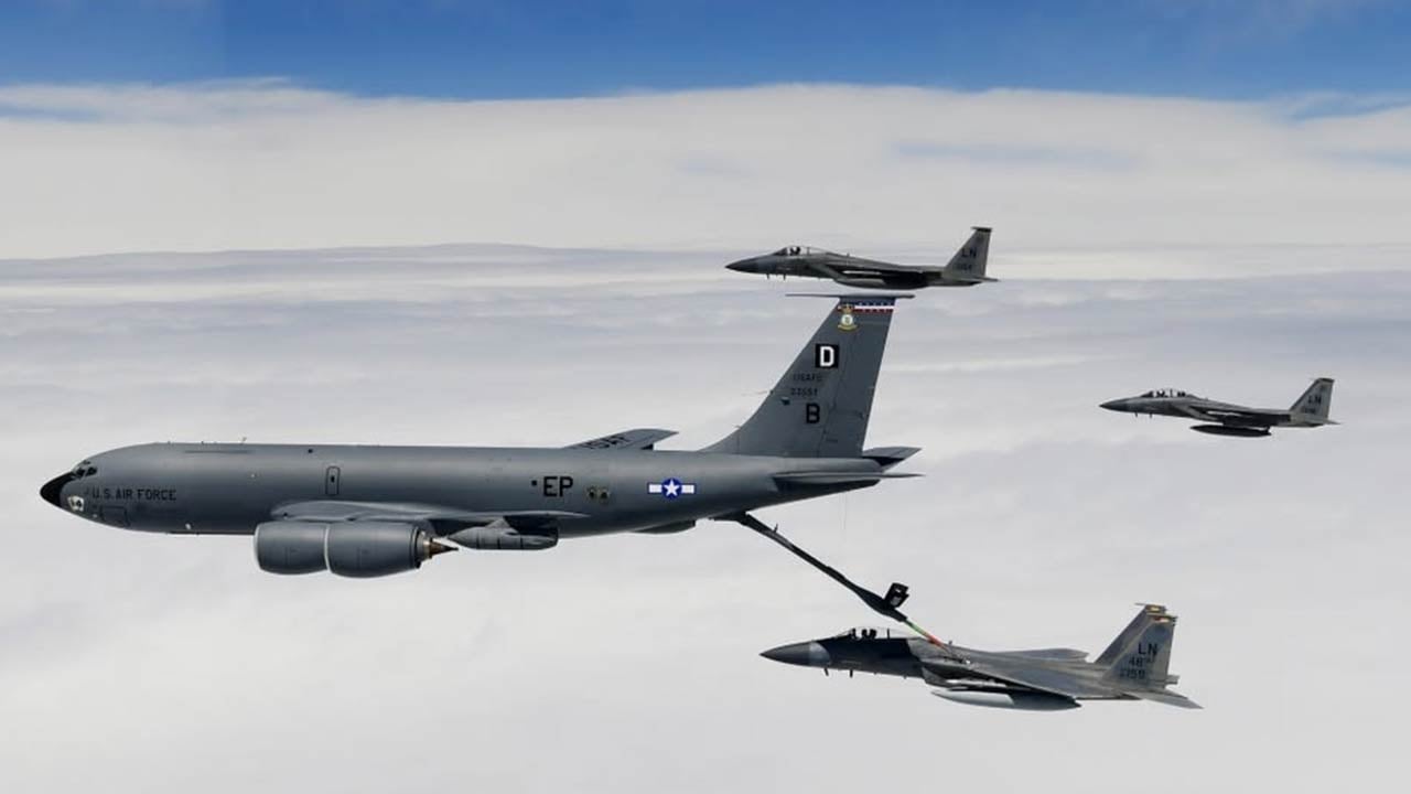 Foto - ABD savaş uçakları bölgeye geliyor! İran’dan hava birliklerine acil çağrı!