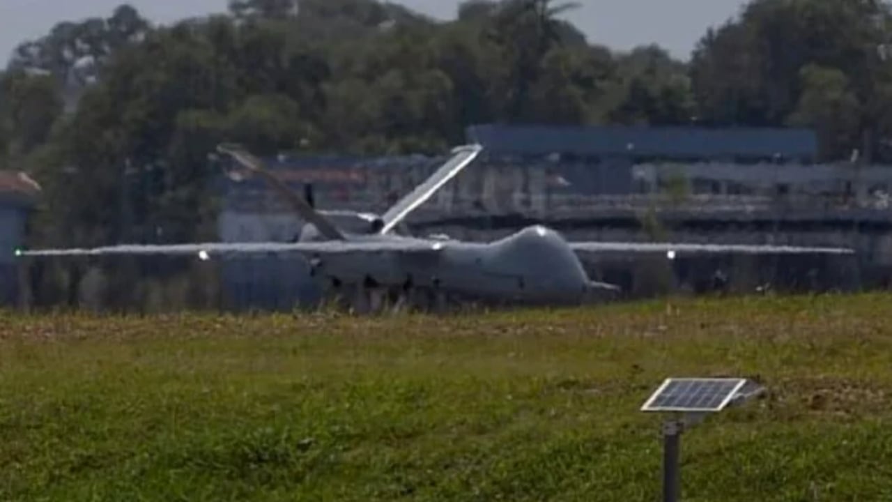 Foto - ABD ve Çin’i saf dışı bırakmıştık! Türkiye’nin gururu ANKA-S Malezya’da kanat açtı