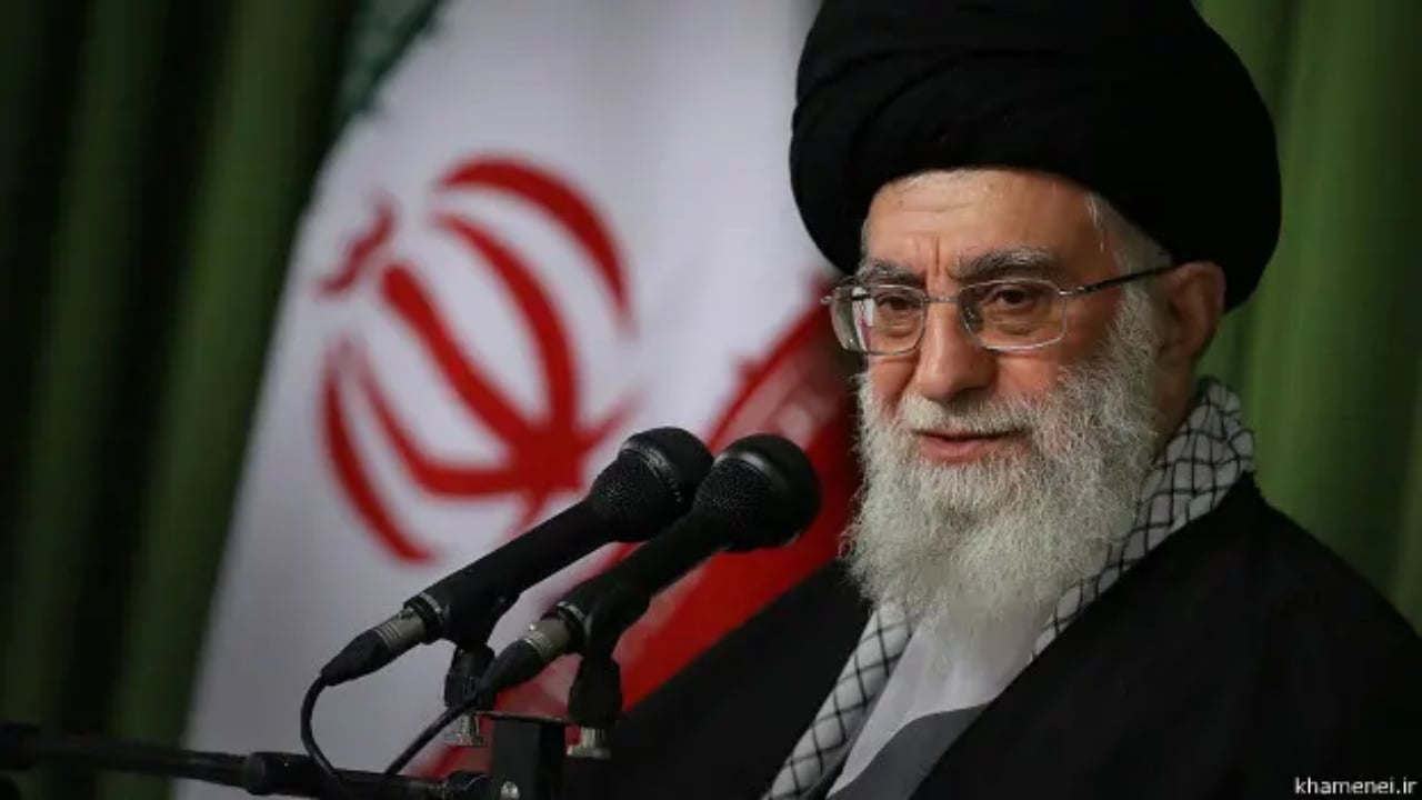 Foto - ABD ve İsrail, İran’ı vuruyor... Hamaney güvenli bölgeye götürüldü