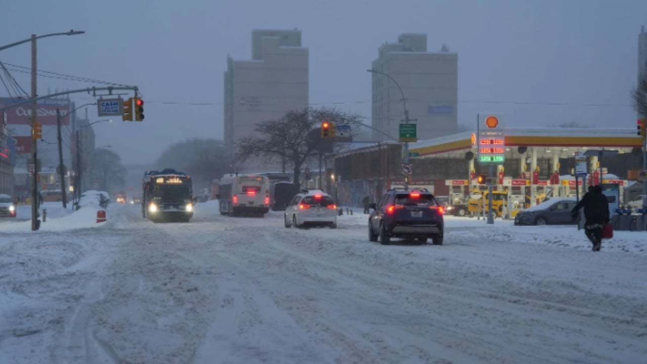 Foto - ABD’de kar fırtınası hayatı felç etti! Uçuşlar iptal edildi şehir karanlığa büründü