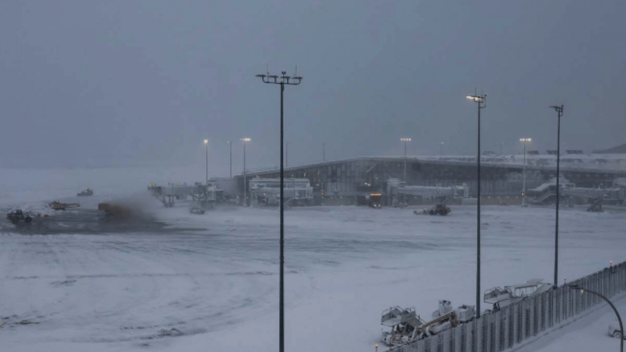 Foto - ABD’de kar fırtınası sürüyor! Kar kalınlığı 94 santimi buldu! 5 binden fazla uçuş iptal