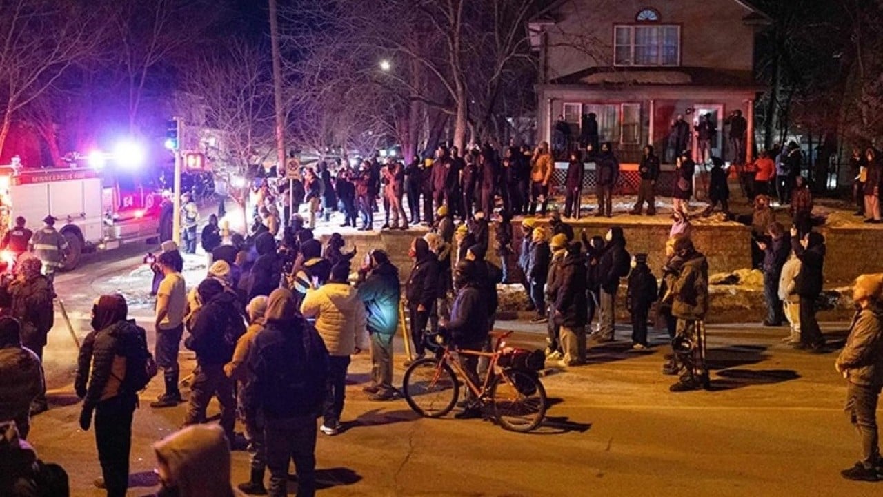 Foto - ABD’de Minneapolis'te 10 binden fazla düzensiz göçmen gözaltına alındı ICE göçmen avında!