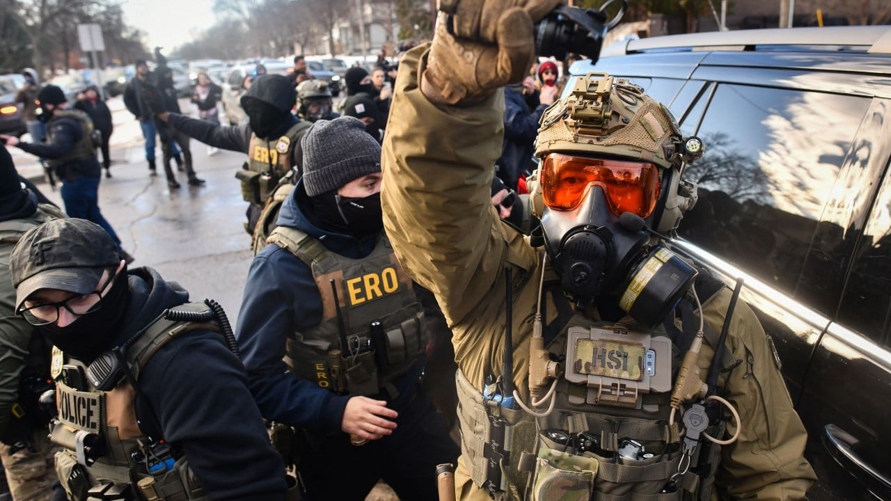 Foto - ABD’de Minneapolis'te 10 binden fazla düzensiz göçmen gözaltına alındı ICE göçmen avında!