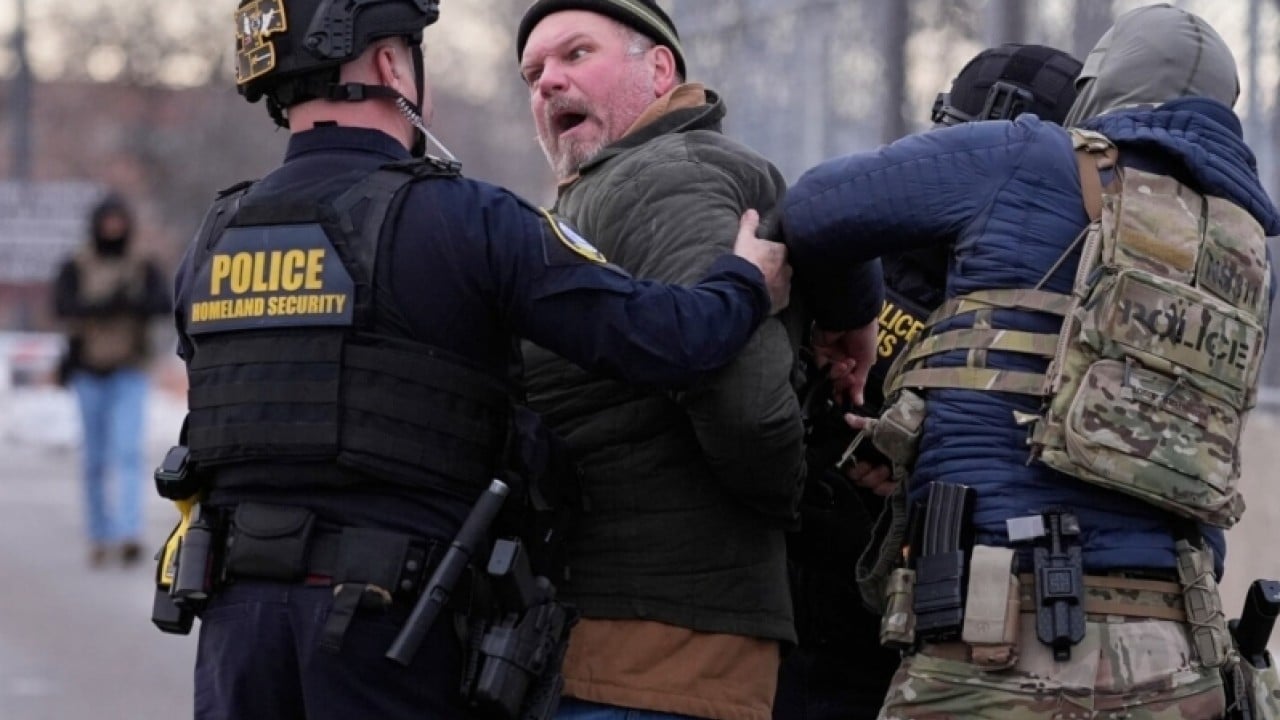 Foto - ABD’de Minneapolis'te 10 binden fazla düzensiz göçmen gözaltına alındı ICE göçmen avında!