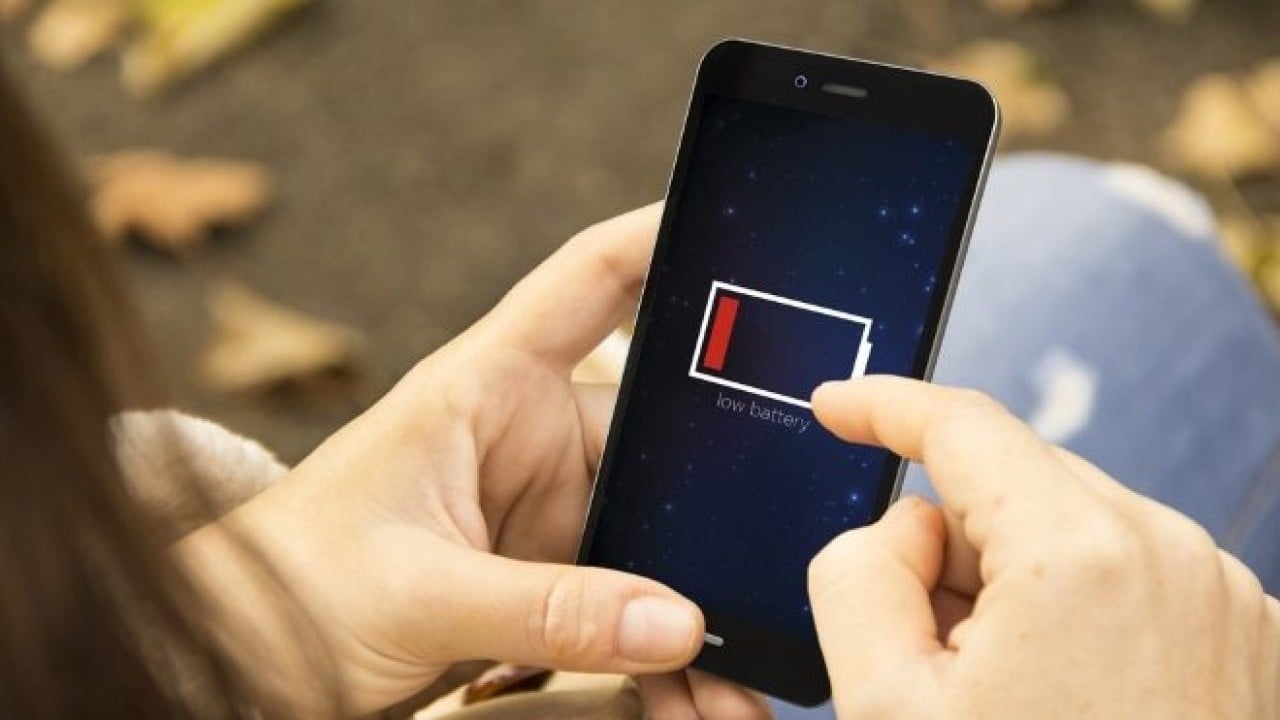 Foto - AB’den akıllı telefon kararı! Değişimi kullanıcıya bırakıyor