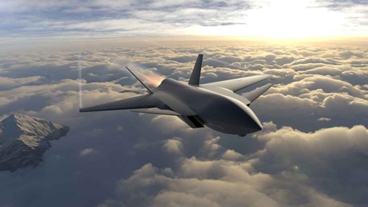 Foto - ABD'li eski savaş pilotu Bayraktar Kızılelma'yı analiz ederken o özellik karşısında şaştı kaldı