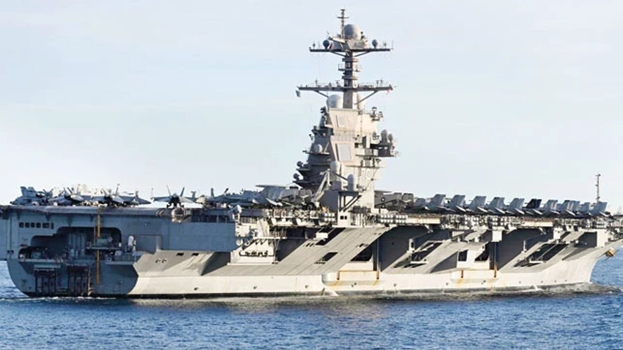 Foto - ABD’nin en gelişmiş uçak gemisi Karayipler'in limanlarında! Venezuela uyarısı Gerilim etkisini artırdı