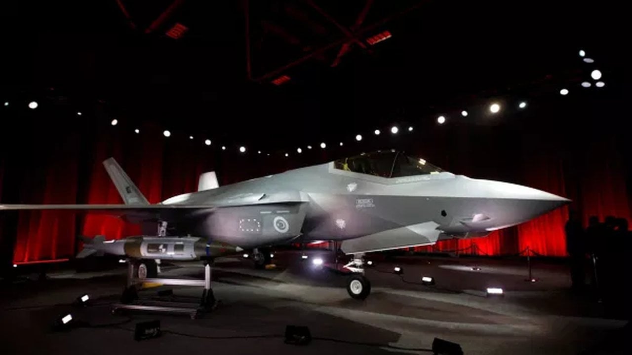 Foto - ABD’nin hangarlarda beklettiği savaş uçaklarımız için şok gerçek ortaya çıktı: Parasını verdiğimiz F-35’ler "derin uyku"da