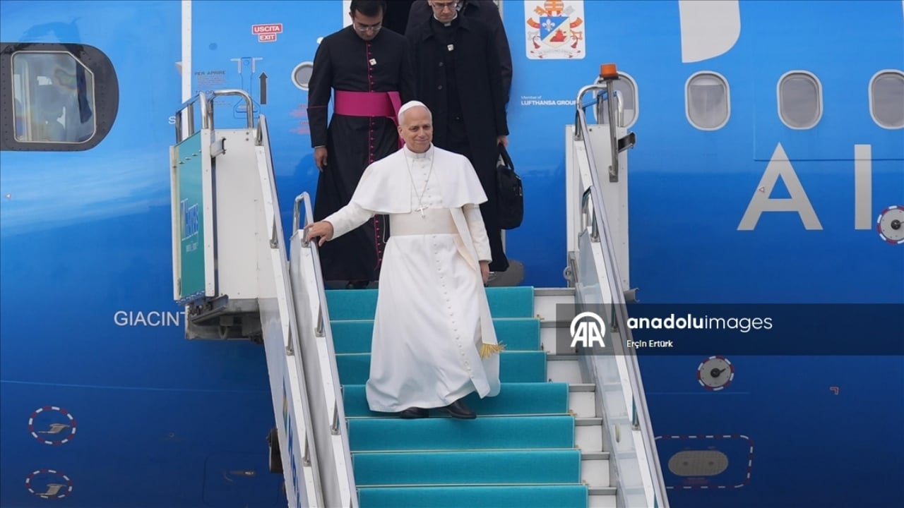 Foto - Abdullah Gül’ün yakın dostu Fehmi Koru, Papa’nın Türkiye ziyaretinin asıl sebebini açıkladı: Esas bu konunun üzerinde durmak gerekiyor