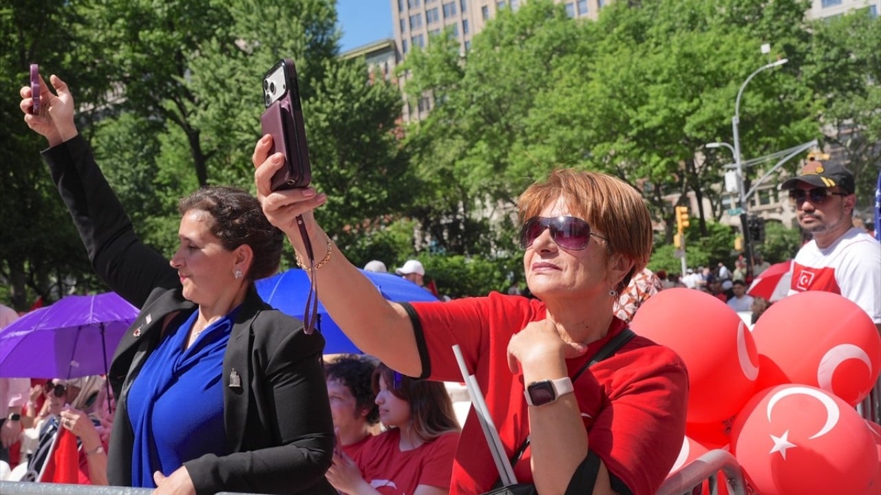 Foto - ABD’yi yine salladık! New York'ta 43. Türk Günü Yürüyüşü coşkuyla kutlandı