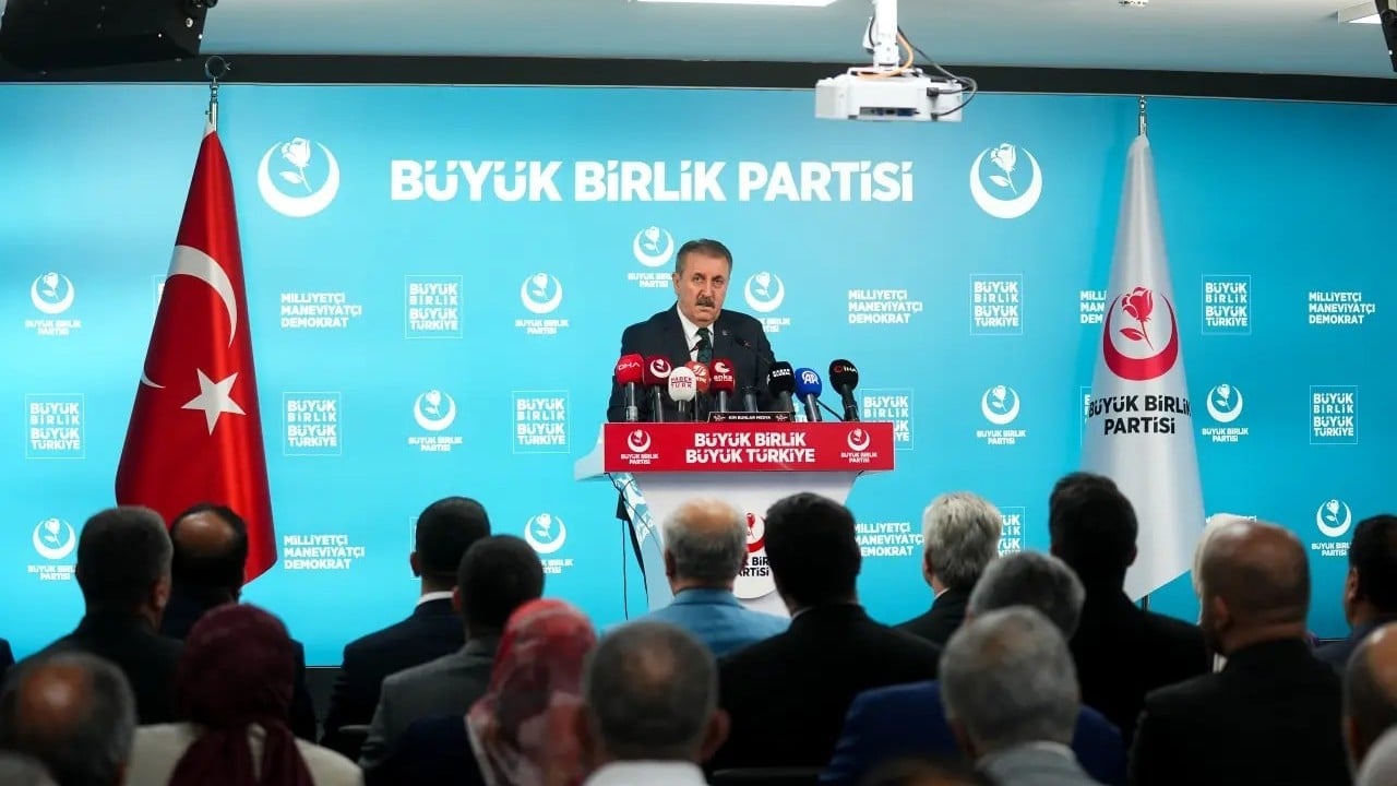 Foto - Abdullah Gül'ün sözlerini işaret etti: Bu helikopteri uçaklar düşürdü