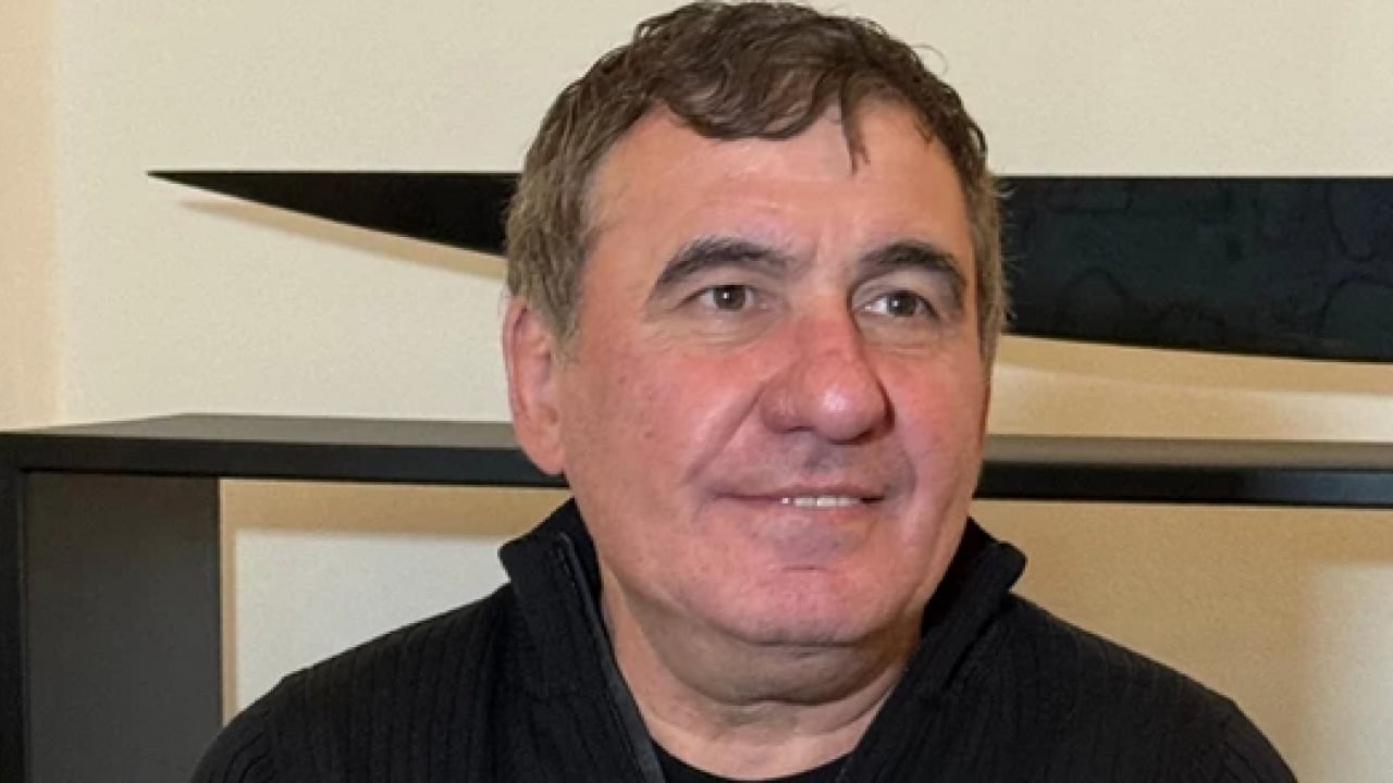 Foto - Aç tavuk kendini buğday ambarında sanırmış! Hagi'den 'ağlayacak veya üzülecek' mesajı...