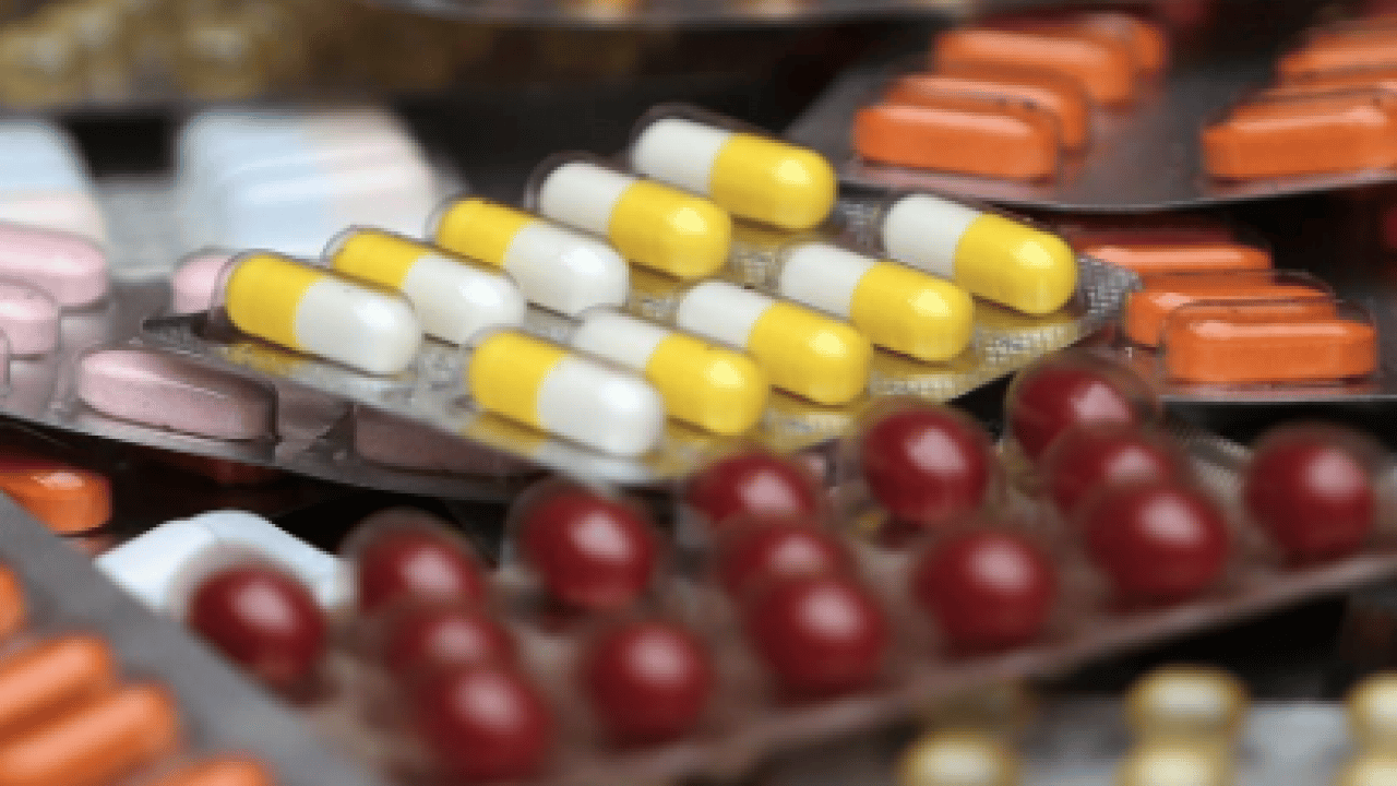 Kulak verilmeli artık.. Gereksiz vitamin kullanımı ölüm saçıyor... Uzmanlar anlattı