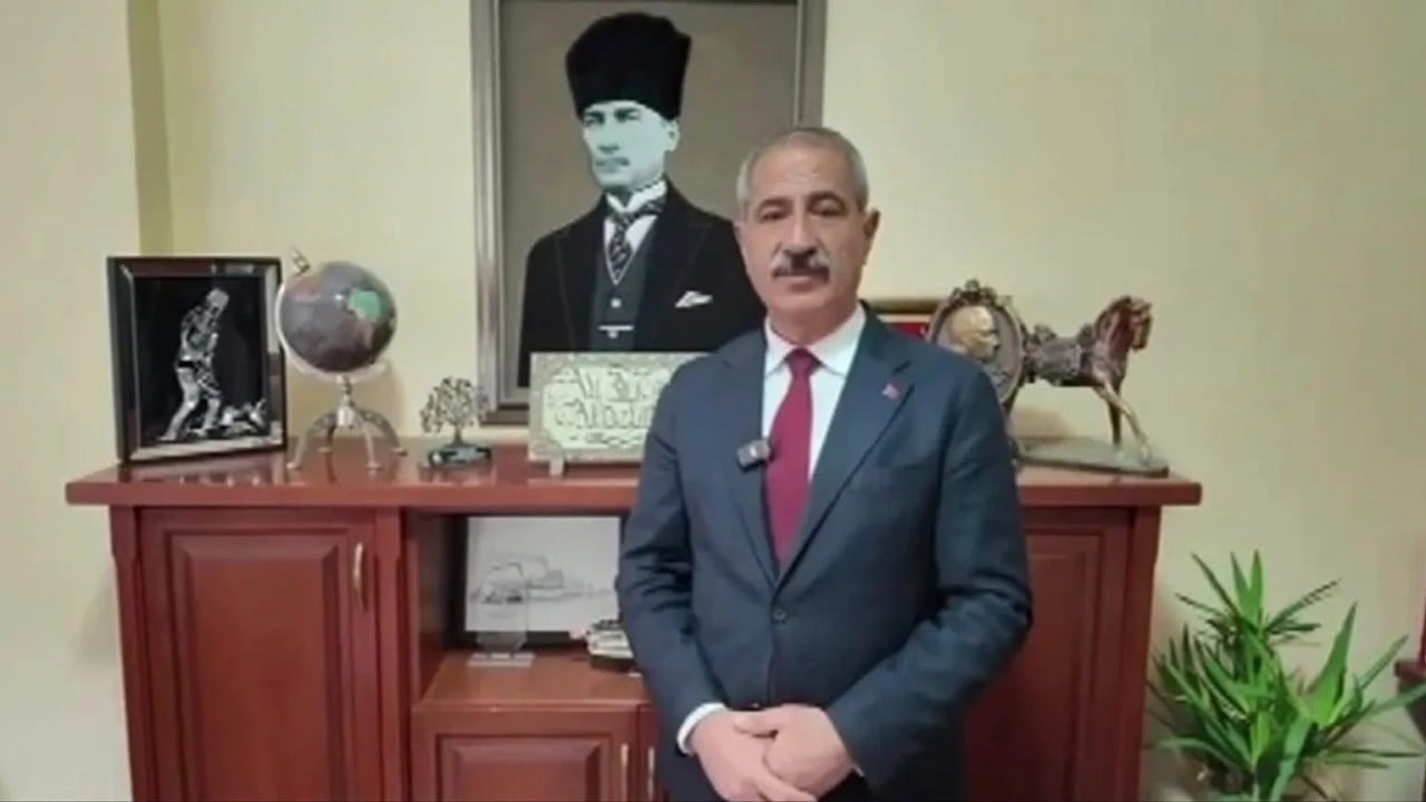 Foto - Adalar Meclisi seçimini yaptı: Rüşvetçi başkanın vekili bakın kim oldu