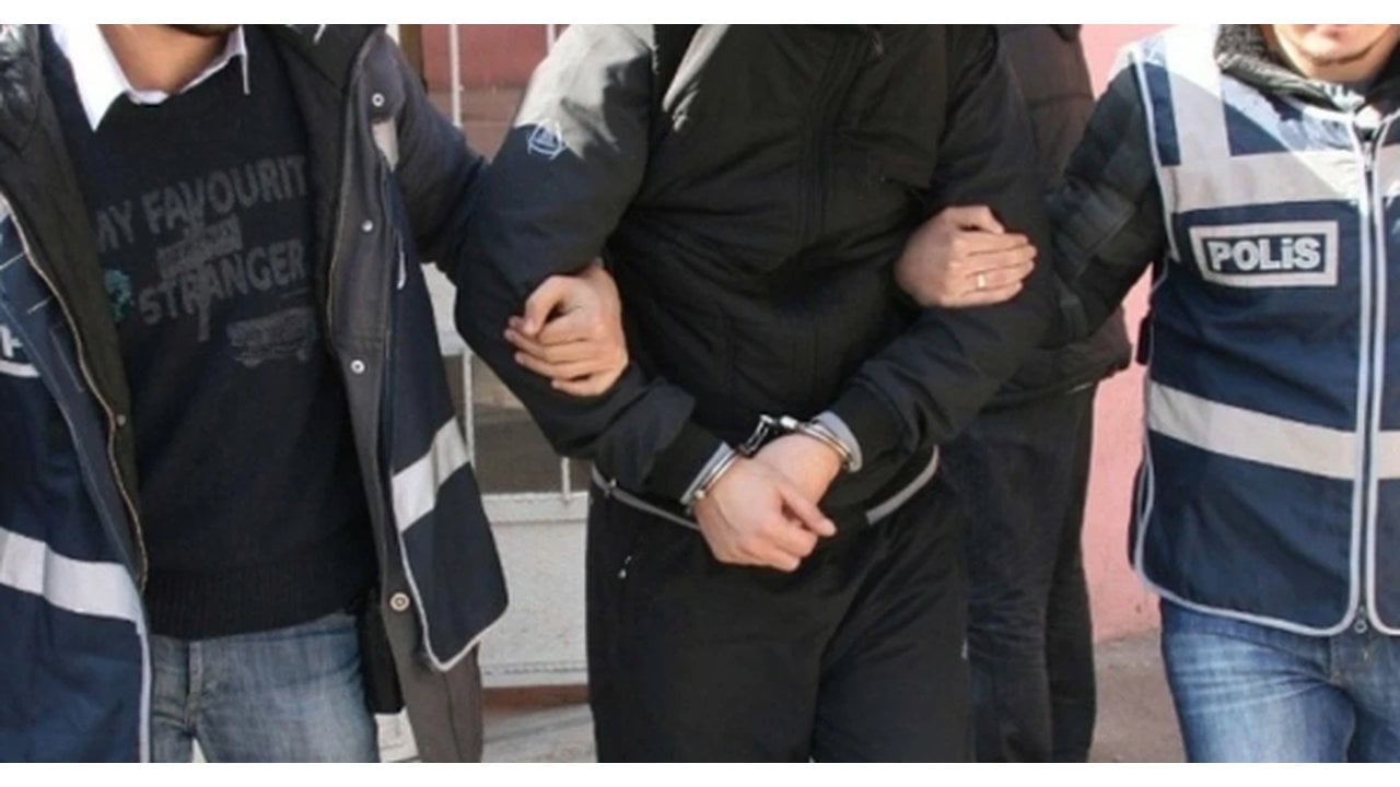 Foto - Adalet Bakanı Akın Gürlek, dev operasyonu tüm Türkiye’ye duyurdu! Tam 161 şüpheli var