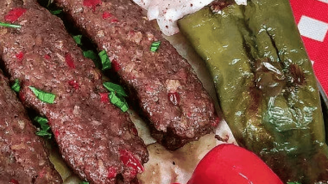 Foto - Adana kebap tarifi; hem lezzetli hem de kolay! En iyi kebap....