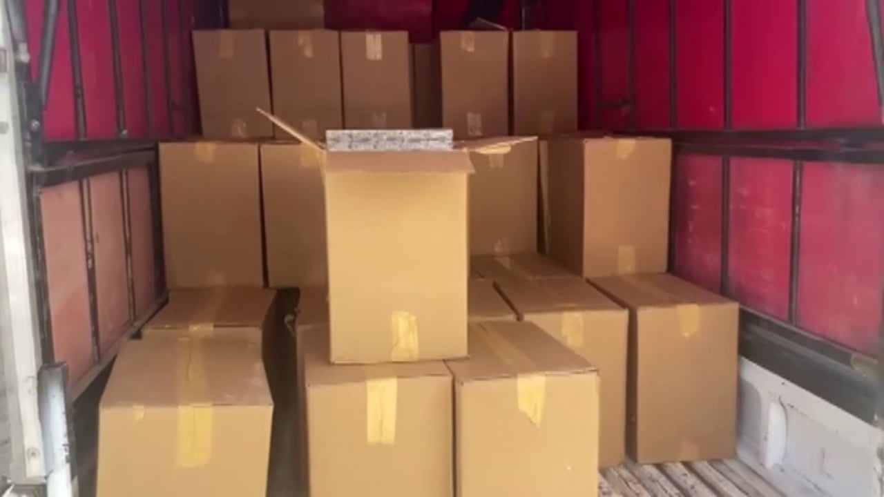 Foto - Adana’da 50 bin paket sigarayla yakalandı! Emniyet’teki ifadesi "Vay pişkin vay" dedirtti