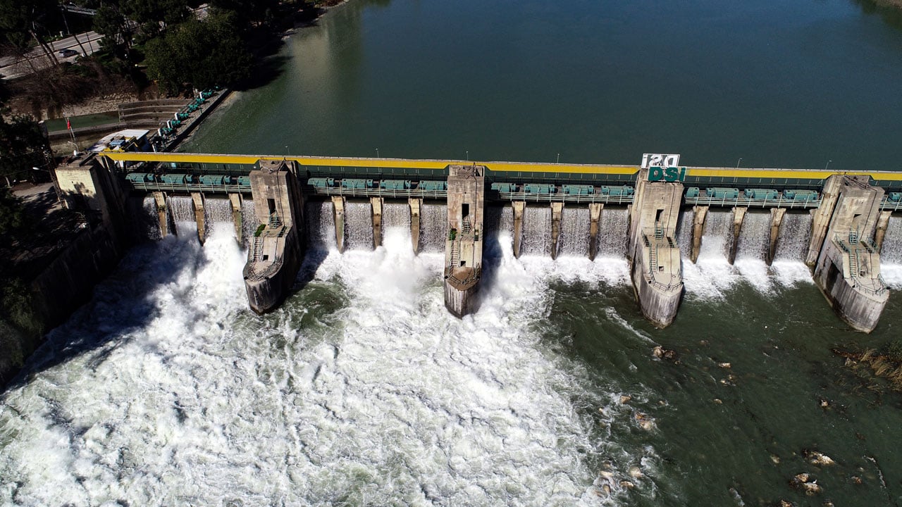 Foto - Adana’da dengeler değişti! Kuraklıktan kavrulan kent suya doydu