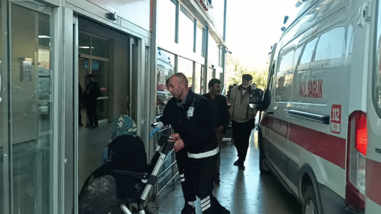 Foto - Adana'da feci kaza: Çok sayıda yaralı var!