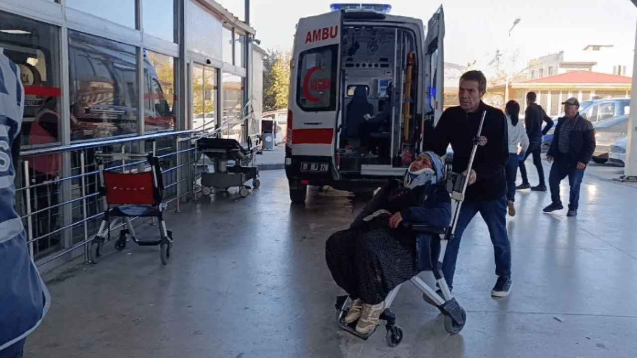 Foto - Adana'da feci kaza: Çok sayıda yaralı var!