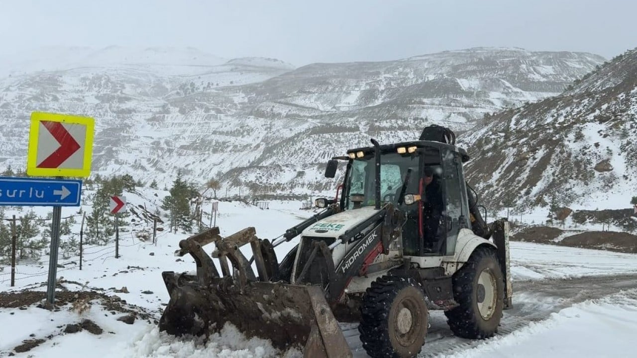 Foto - Adana'da kar yağışı başladı