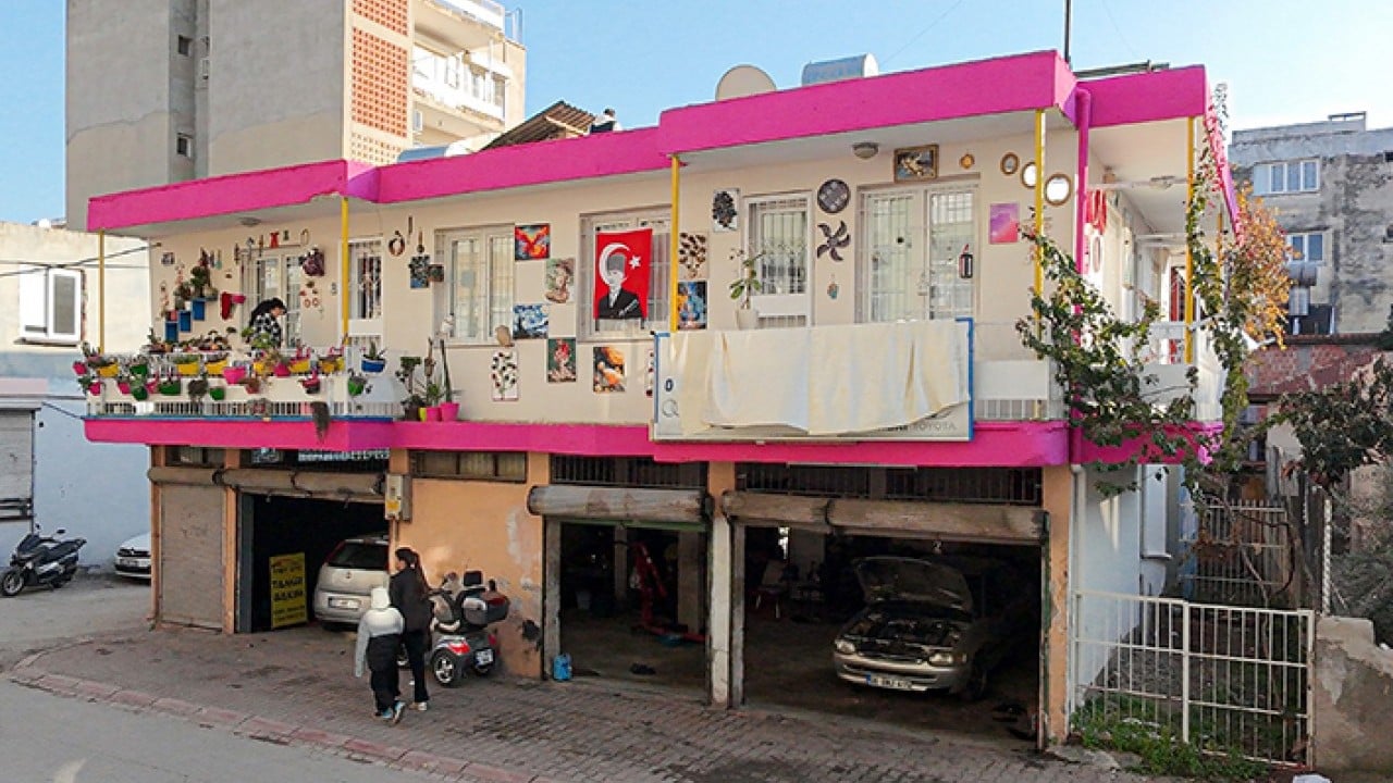 Adana'nın süslü evi şehrin ilgi odağı oldu