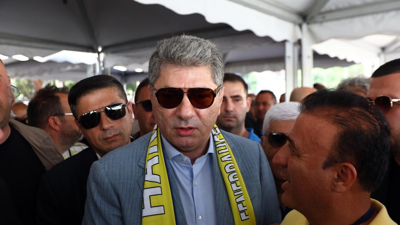 Foto - Adaylar Fenerbahçe genel kurulunda: Yoğun ilgiden yürüyemediler
