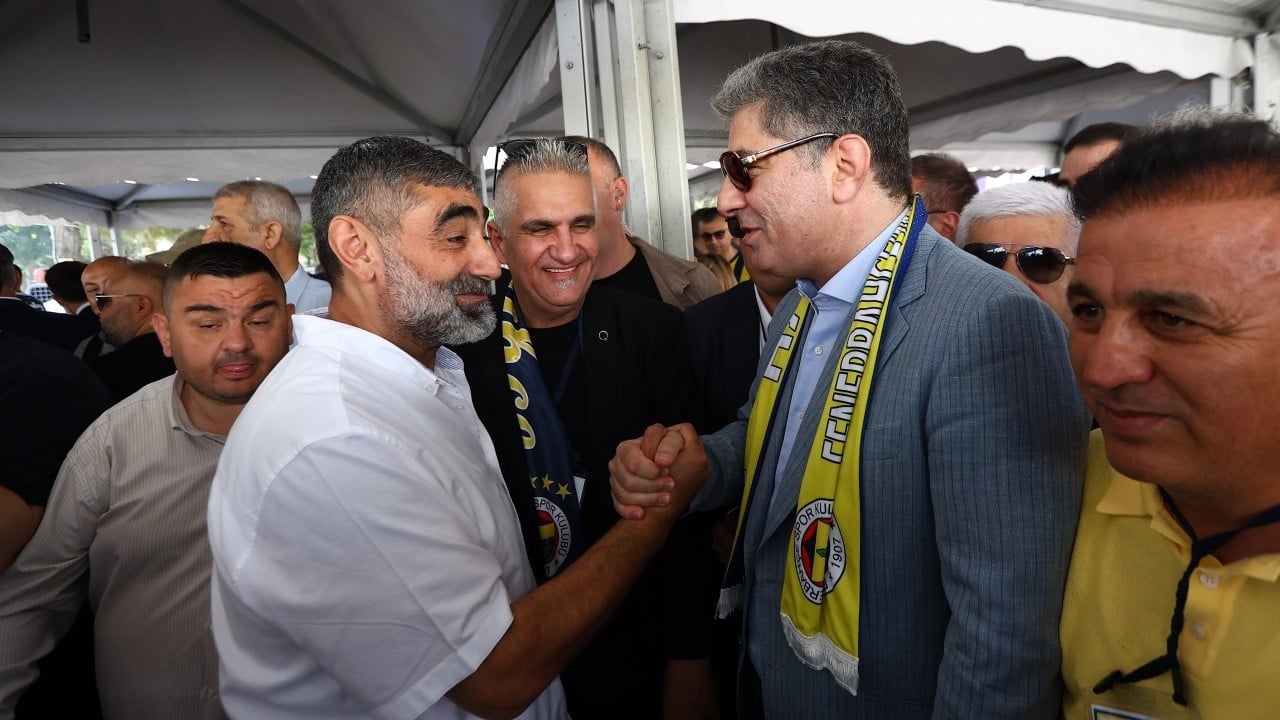 Foto - Adaylar Fenerbahçe genel kurulunda: Yoğun ilgiden yürüyemediler