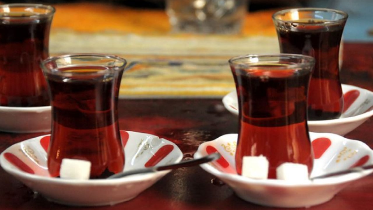 Foto - Adeta sessiz düşman: Çaya şeker atmak ömrü kısaltıyor mu?