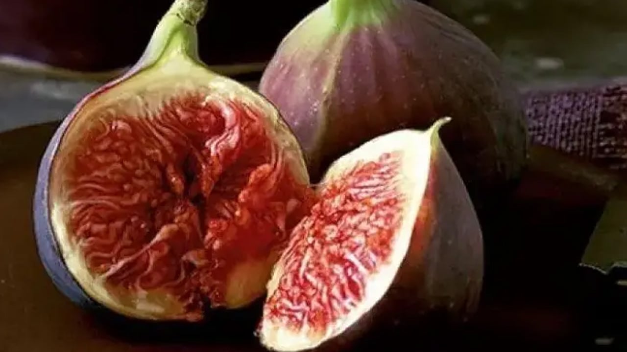 Foto - Adı Kuran-ı Kerim’de geçen bu meyveyi yerken dikkat: Duyunca şaşıracaksınız... Gelin siz de bakın ne yapacak