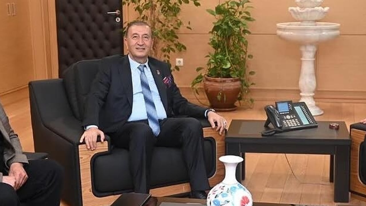 Foto - Adı sanı duyulmamış partinin genel başkanından bomba açıklama! CHP’li 86 milletvekili bize katılacak