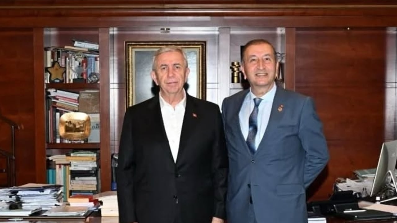 Foto - Adı sanı duyulmamış partinin genel başkanından bomba açıklama! CHP’li 86 milletvekili bize katılacak