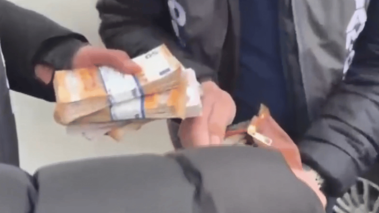 Foto - ‘Adınız teröre karıştı’ yalanıyla 87 milyonluk vurgun: Çete çökertildi