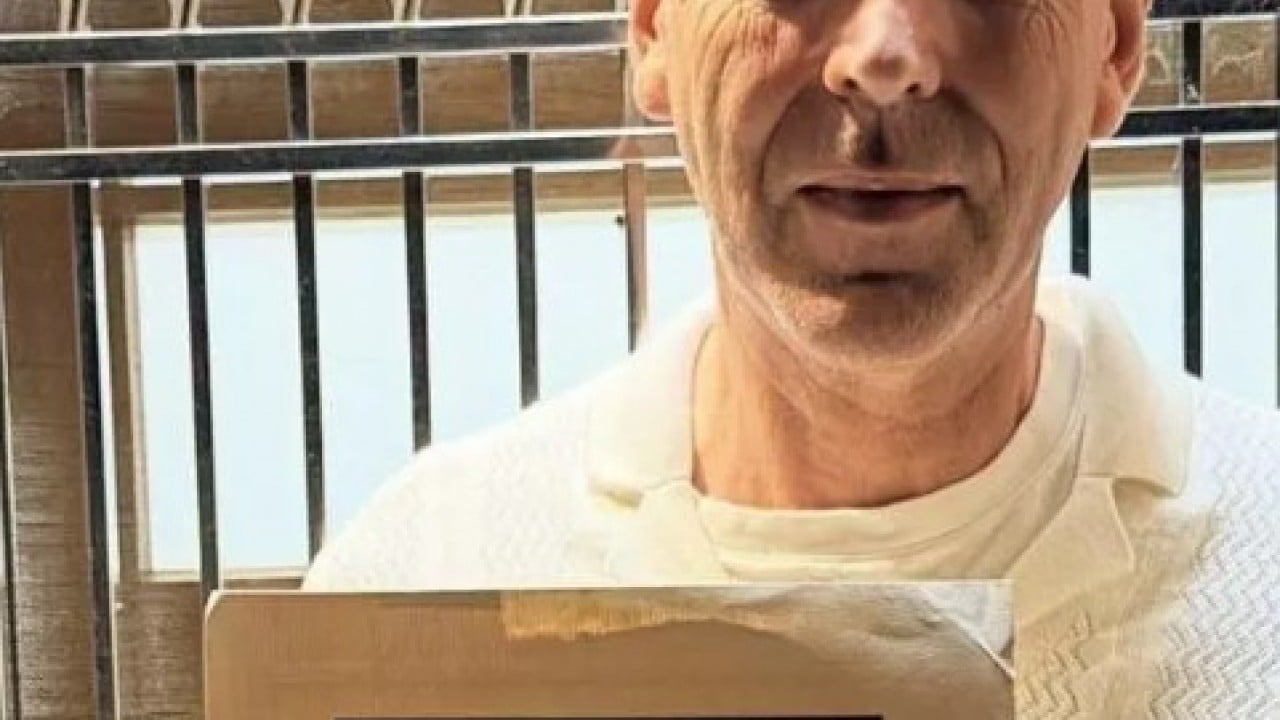 Foto - Dünyanın en uzun adını taşıyan adam: Kelime sayısıyla rekor kırdı!