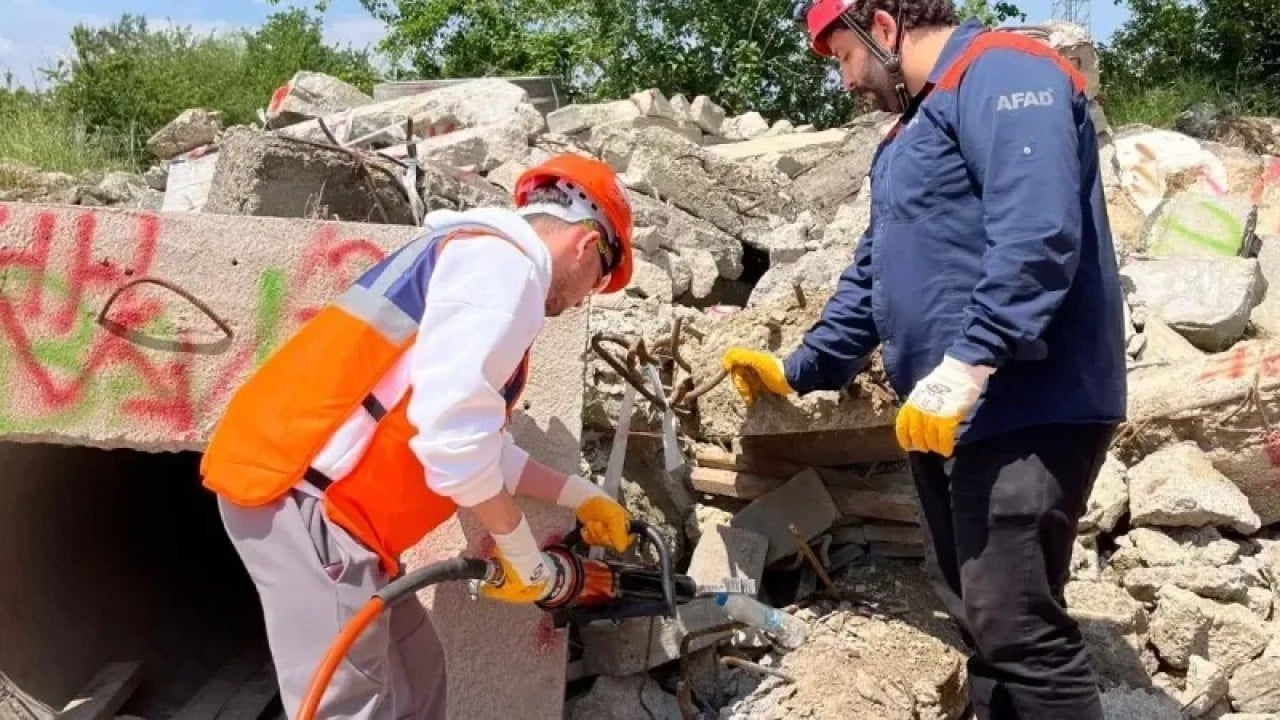 Foto - AFAD’ın Arama kurtarma kapasitesi 10 kat artırıldı 100 Bin personel sınırı aşıldı