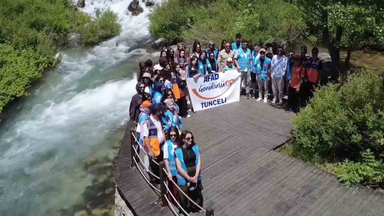 Foto - Afete karşı gönüllü ordusu: Munzur’un gençleri sahaya indi
