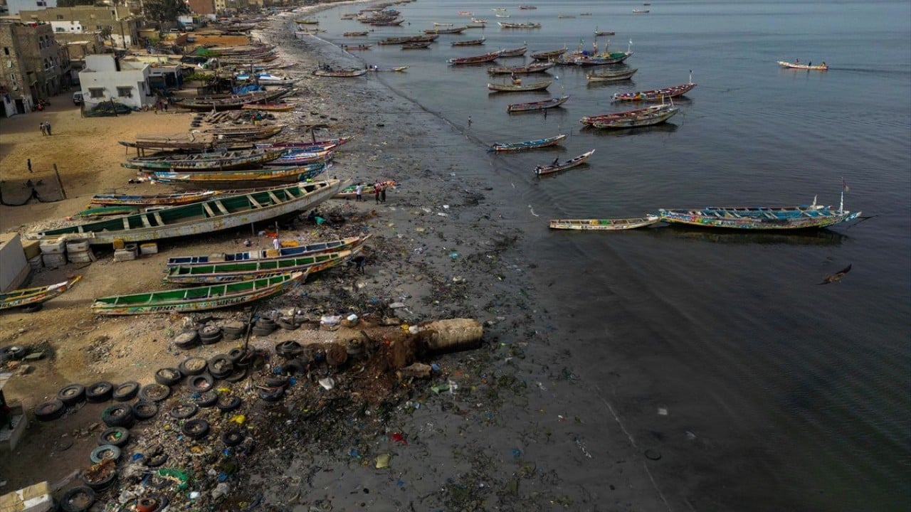 Foto - Afrika’nın en güzel koyu kirliliğe yenildi