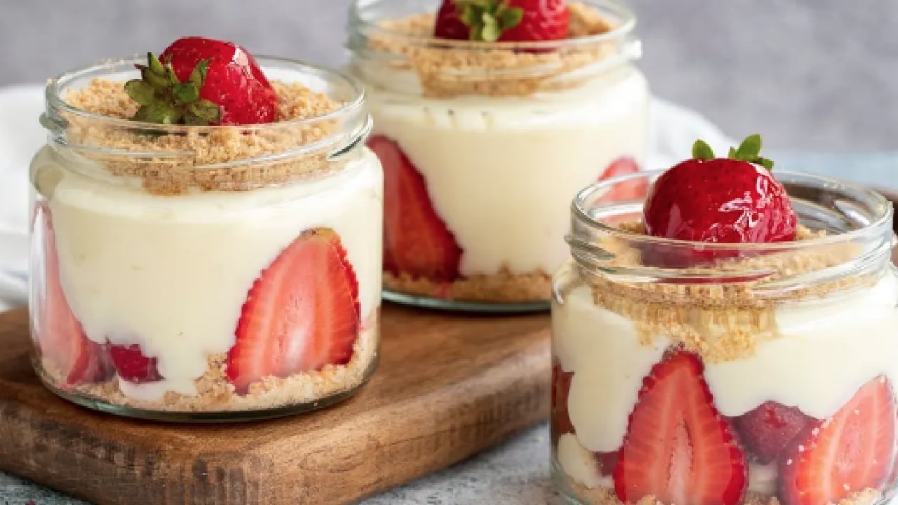 Foto - Ağır şerbetli tatlılara alternatif arayanlar... İftar saatine şipşak magnolia tarifi