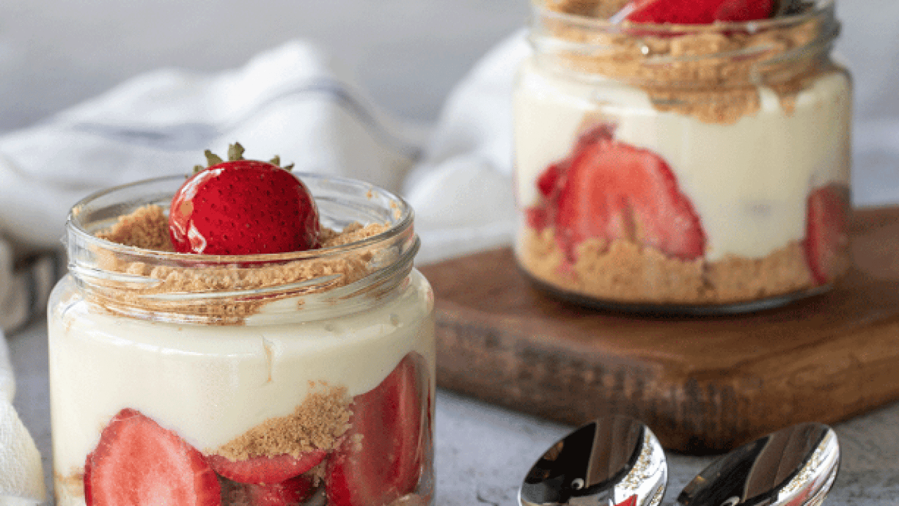 Foto - Ağır şerbetli tatlılara alternatif arayanlar... İftar saatine şipşak magnolia tarifi