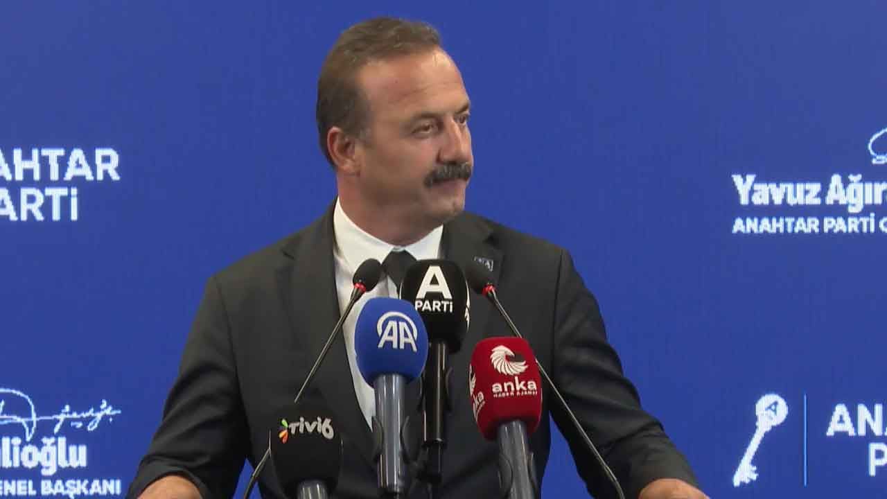 Foto - Ağıralioğlu yine ters köşe yaptı! Muhaliflerin ağzı bir karış açık kaldı